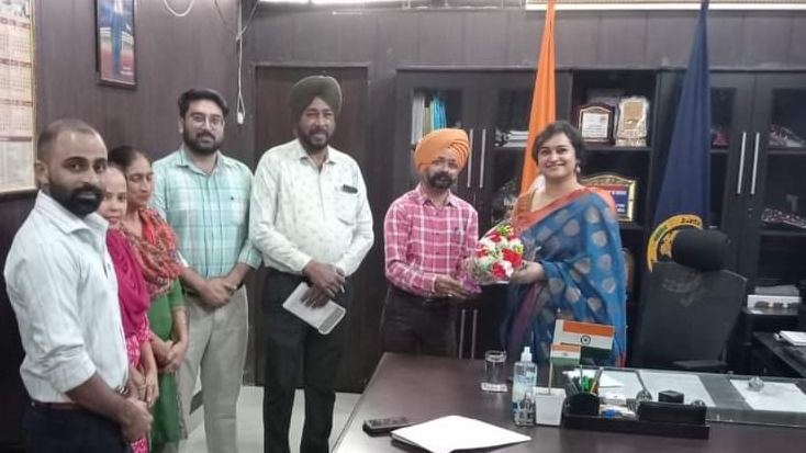 ਡਾ. ਪੂਨਮ ਪ੍ਰੀਤ ਕੌਰ ਨੇ ਸੰਭਾਲਿਆ ਪਾਇਲ ਦੇ ਨਵੇਂ ਐੱਸ.ਡੀ.ਐਮ ਦਾ ਅਹੁਦਾ, ਰਿਸ਼ਵਤਖੋਰੀ ਲਈ ਜੀਰੋ ਟਾਲਰੈਂਸ ਨੀਤੀ ਤੇ ਅਮਲ ਕੀਤਾ ਜਾਵੇਗਾ – ਡਾ. ਪੂਨਮ ਪ੍ਰੀਤ ਕੌਰ