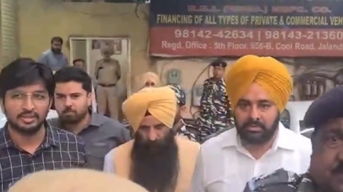 ਬ੍ਰੇਕਿੰਗ (ਵੱਡੀ ਖਬਰ)