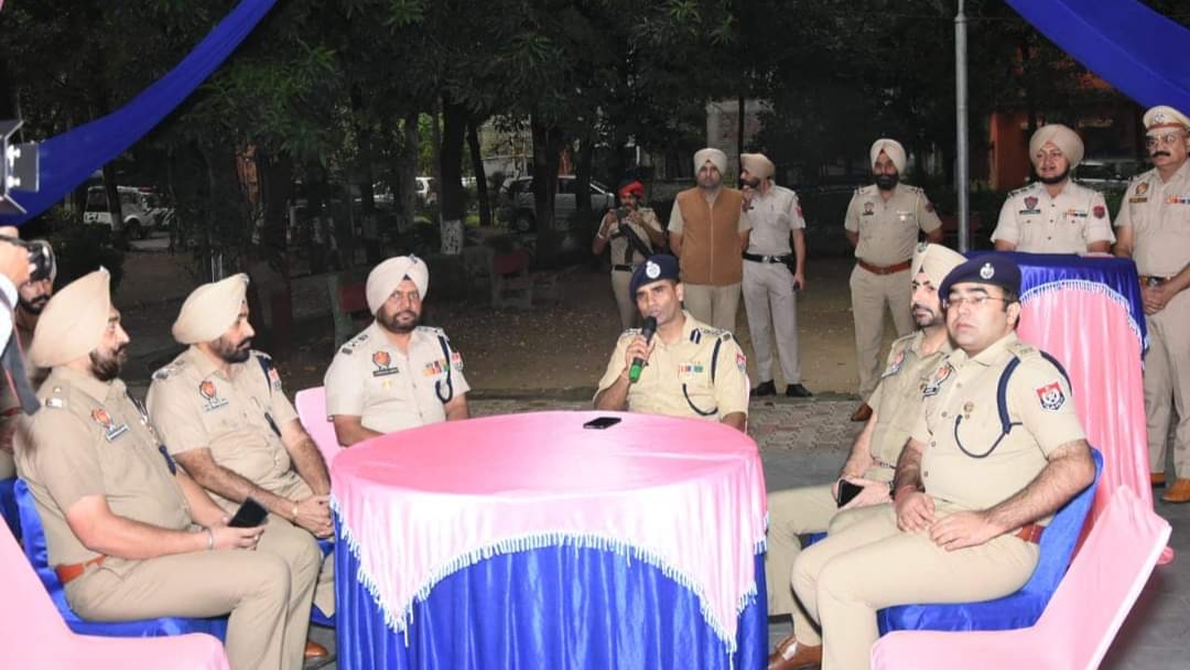 ਕਮਿਸ਼ਨਰੇਟ ਪੁਲਿਸ ਜਲੰਧਰ ਵੱਡੇ ਖਾਣੇ ਦਾ ਆਯੋਜਨ, ਦੇਖੋ ਤਸਵੀਰਾਂ