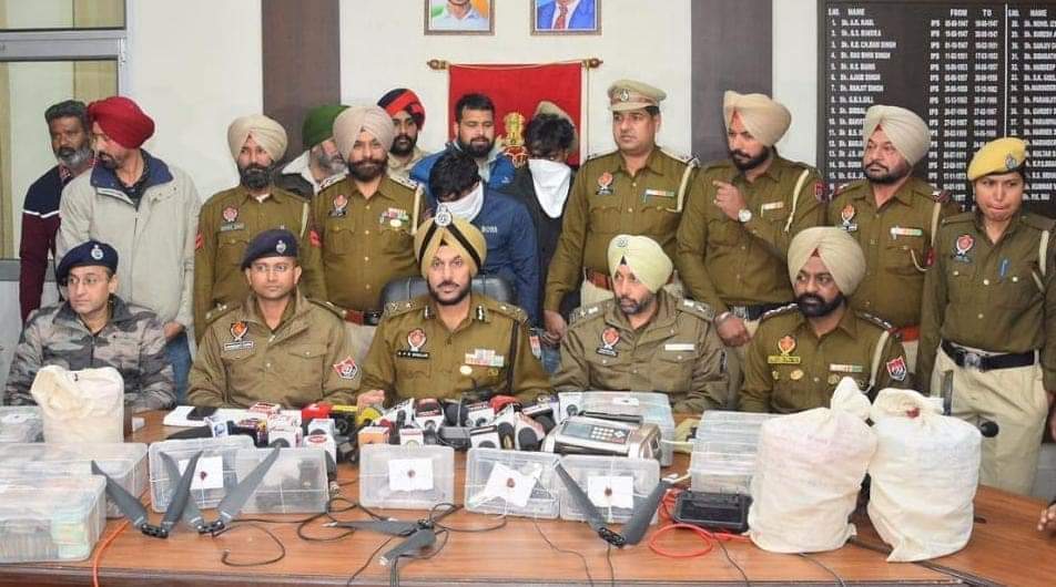 ਨਸ਼ੇ ਅਤੇ ਹਥਿਆਰਾਂ ਦੇ ਸਪਲਾਇਰਾਂ, ਡੀਲਰਾਂ ਅਤੇ ਉਨ੍ਹਾਂ ਦੇ ਖਰੀਦਦਾਰਾਂ ਦੇ ਪੂਰੇ ਨੈਟਵਰਕ ਦਾ ਪਰਦਾਫਾਸ਼ ਕਰਨ ਲਈ ਜਾਂਚ ਜਾਰੀ: ਸੀ.ਪੀ. ਗੁਰਪ੍ਰੀਤ ਭੁੱਲਰ