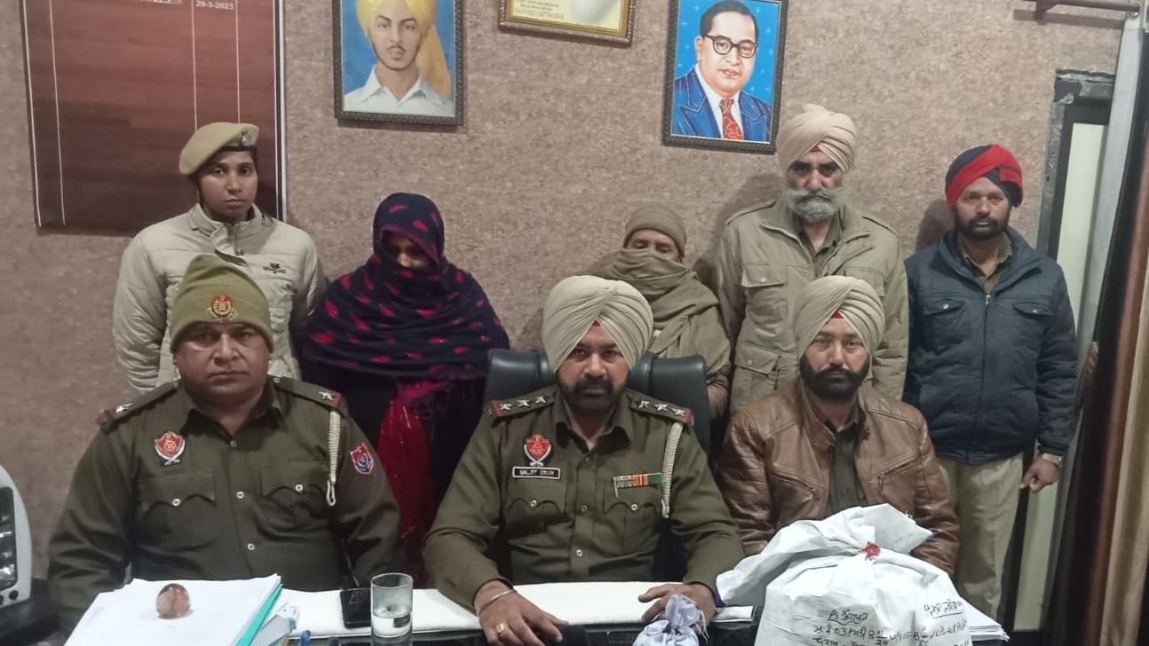 ਥਾਣਾ ਭੋਗਪੁਰ ਦੀ ਪੁਲਿਸ ਵੱਲੋਂ 05 ਕਿਲੋ ਡੋਡੇ ਚੂਰਾ ਪੋਸਤ ਅਤੇ 35 ਗ੍ਰਾਮ ਨਸ਼ੀਲਾ ਪਦਾਰਥ ਬ੍ਰਾਮਦ