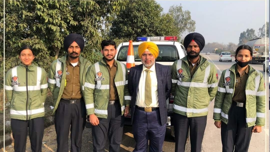 ਏ.ਡੀ.ਜੀ.ਪੀ ਟਰੈਫਿਕ ਵੱਲੋਂ ਰੂਟ ‘ਤੇ ਤਾਇਨਾਤ ਐਸ.ਐਸ.ਐਫ ਟੀਮ ਦੀ ਅਚਨਚੇਤ ਚੈਕਿੰਗ
