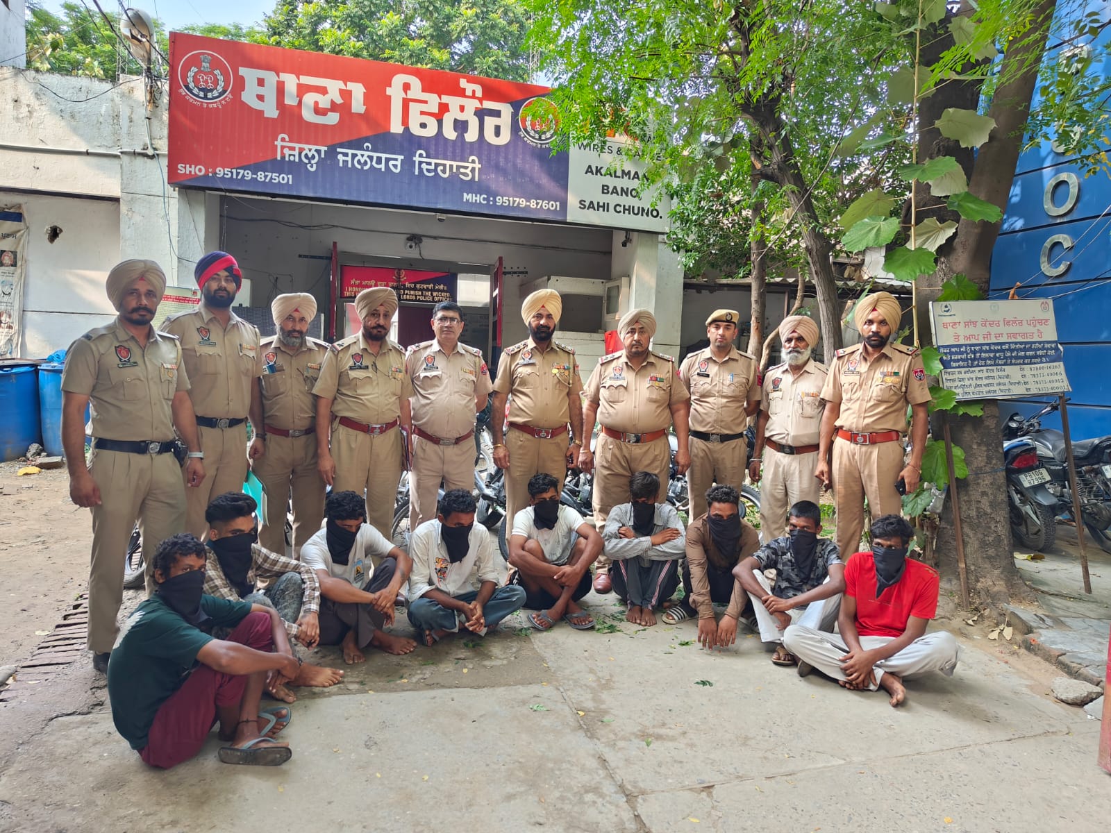 ਪੁਲਿਸ ਨੇ 9 ਦੋਸ਼ੀ 11 ਚੋਰੀ ਦੇ ਮੋਟਰਸਾਈਕਲ ਤੇ 9 ਮਾਰੂ ਹਥਿਆਰਾਂ ਸਮੇਤ ਕੀਤੇ ਗਿਰਫ਼ਤਾਰ
