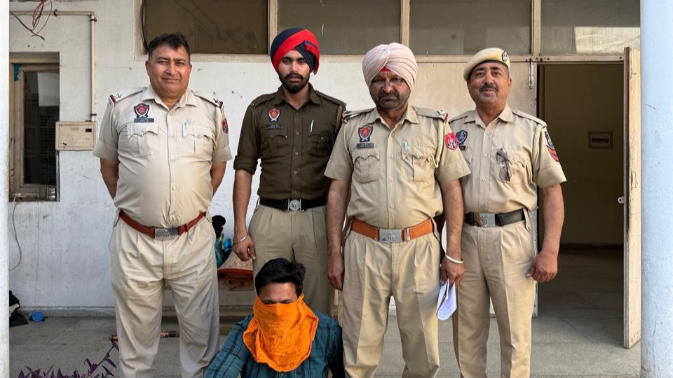 ਥਾਣਾ ਸਦਰ ਬਲਾਚੌਰ ਵੱਲੋਂ 40 ਨਸ਼ੀਲੀਆਂ ਗੋਲੀਆਂ ਸਮੇਤ ਇੱਕ ਵਿਅਕਤੀ ਕਾਬੂ