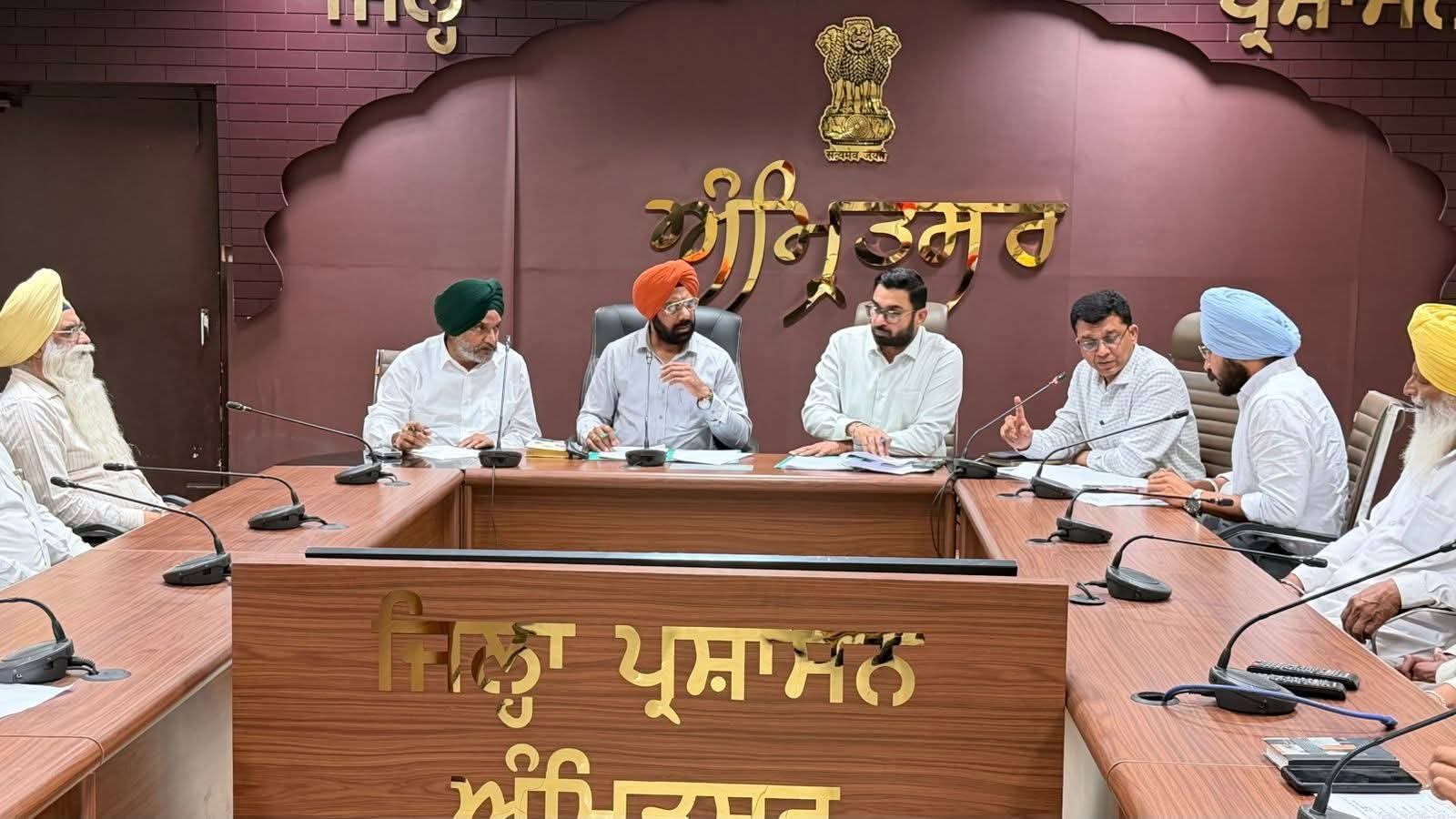 ਚੇਅਰਮੈਨ ਮਲਕੀਤ ਸਿੰਘ ਥਿੰਦ ਨੇ ਪੱਛੜੀਆਂ ਸ਼੍ਰੇਣੀਆਂ ਦੀ ਭਲਾਈ ਲਈ ਚੱਲ ਰਹੀਆਂ ਯੋਜਨਾਵਾਂ ਦਾ ਲਿਆ ਜਾਇਜ਼ਾ